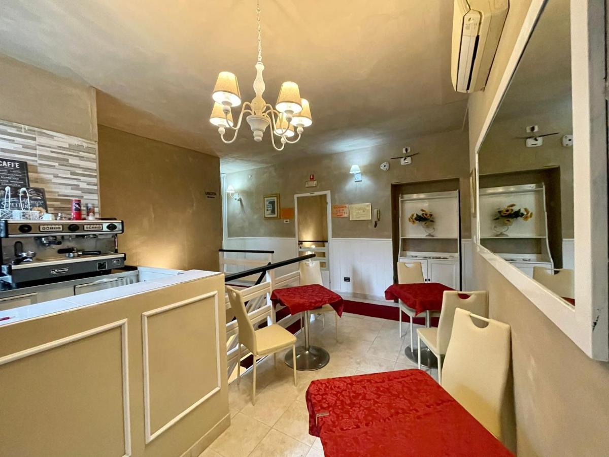 Hotel Aurelia Milano Centrale Kültér fotó