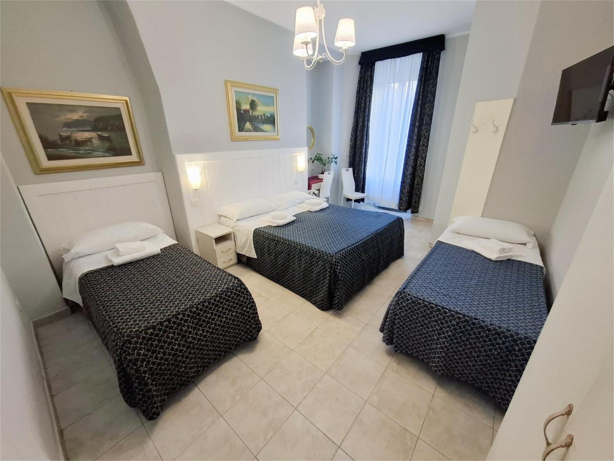 Hotel Aurelia Milano Centrale Kültér fotó