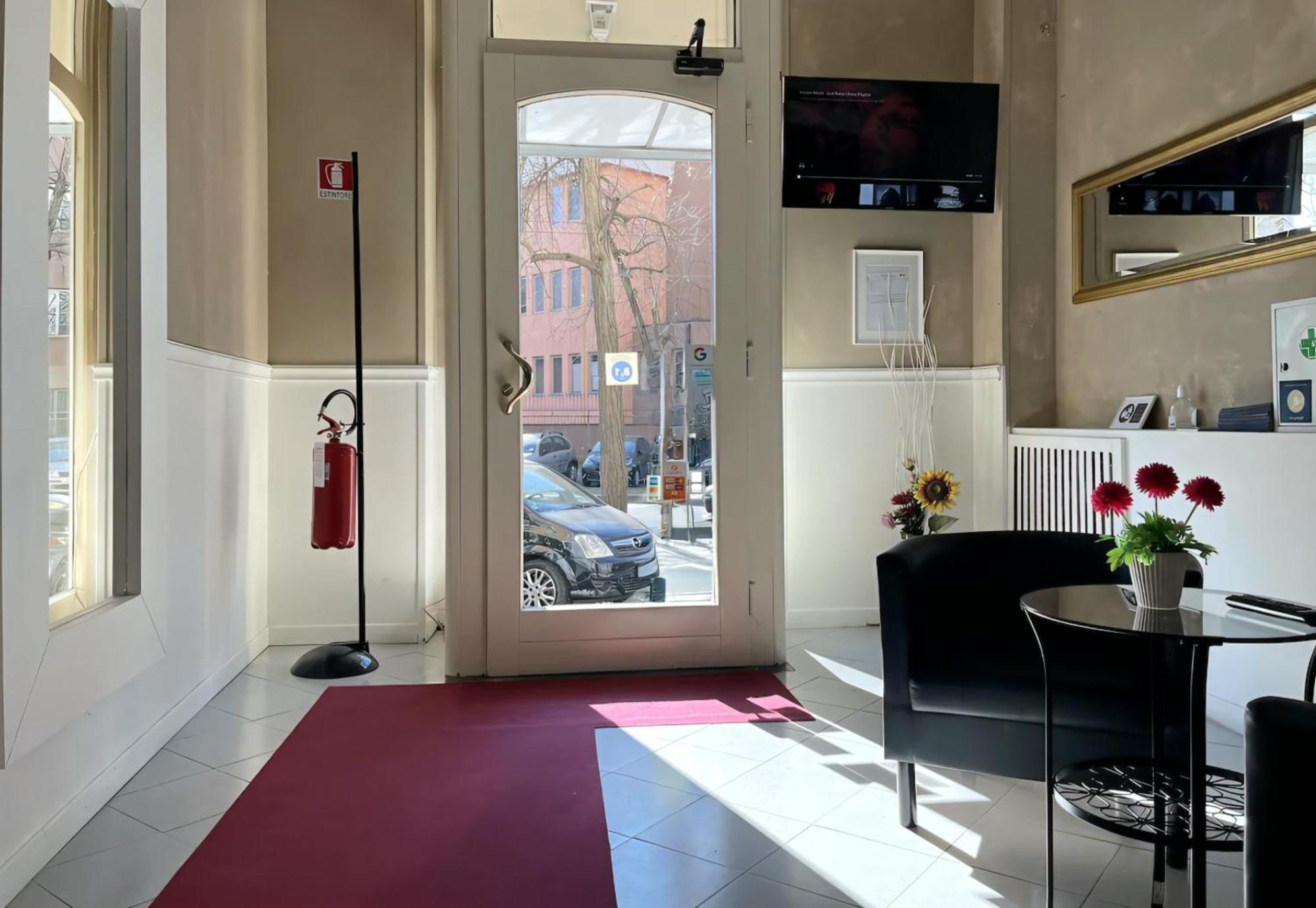 Hotel Aurelia Milano Centrale Kültér fotó