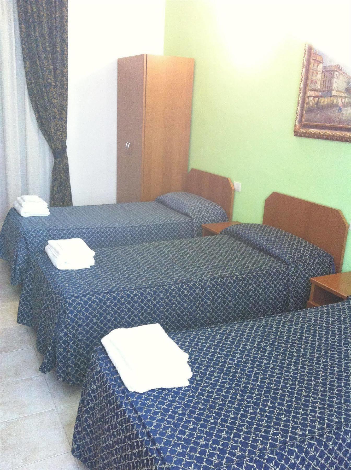 Hotel Aurelia Milano Centrale Kültér fotó